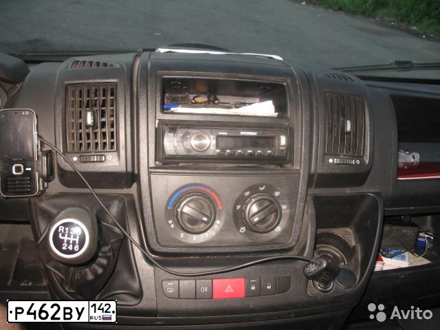 Фото автомобиля PEUGEOT BOXER, 2014 — госномер Р462ВУ142. Цвет: Белый