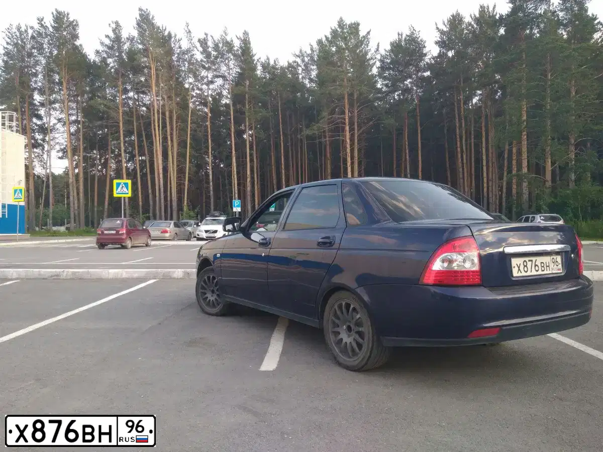 Фото автомобиля LADA 2170 PRIORA, 2012 — госномер С759ЕХ196. Цвет: синий