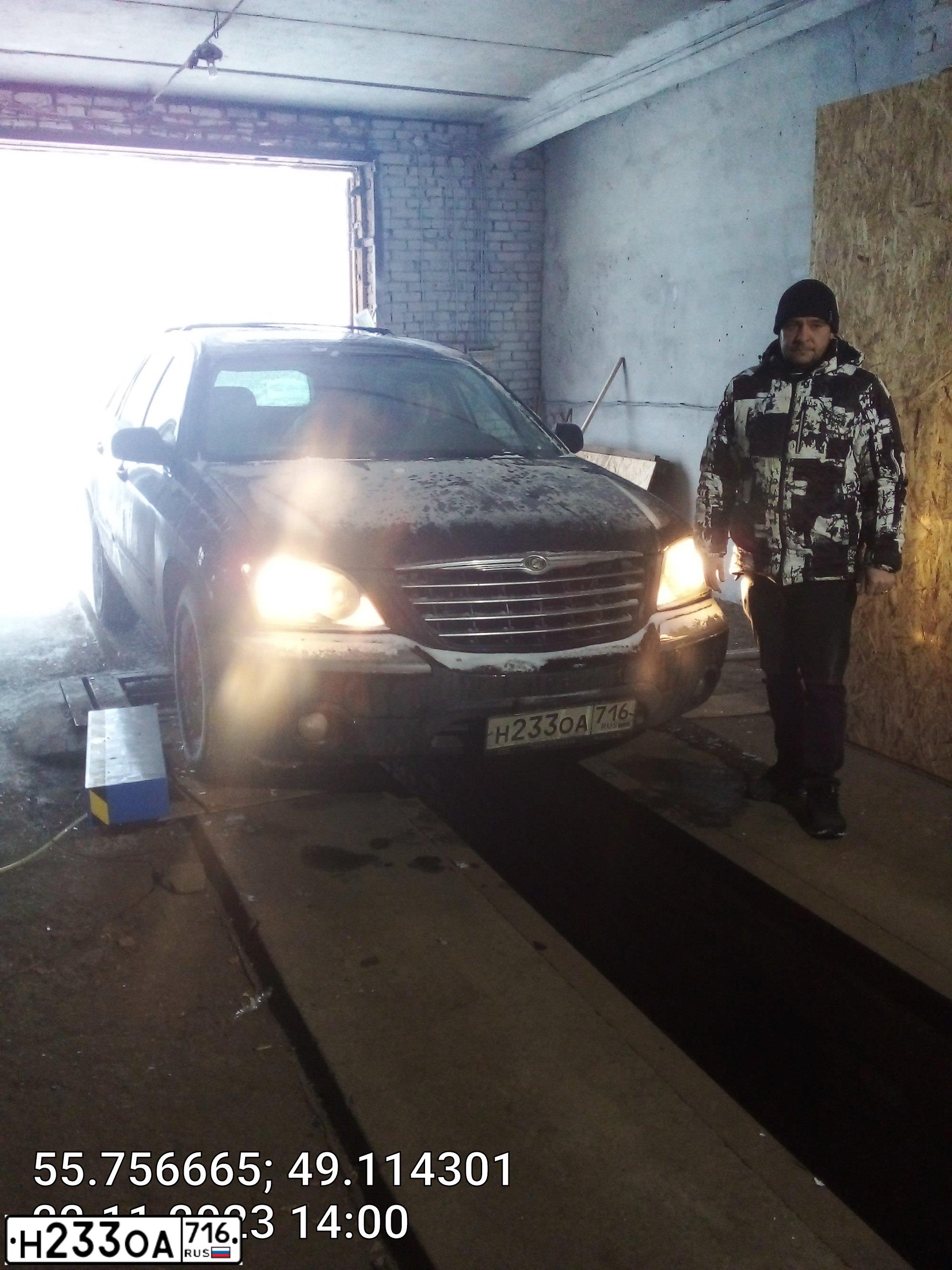 Фото автомобиля CHRYSLER PACIFICA, 2003 — госномер С992МС716
