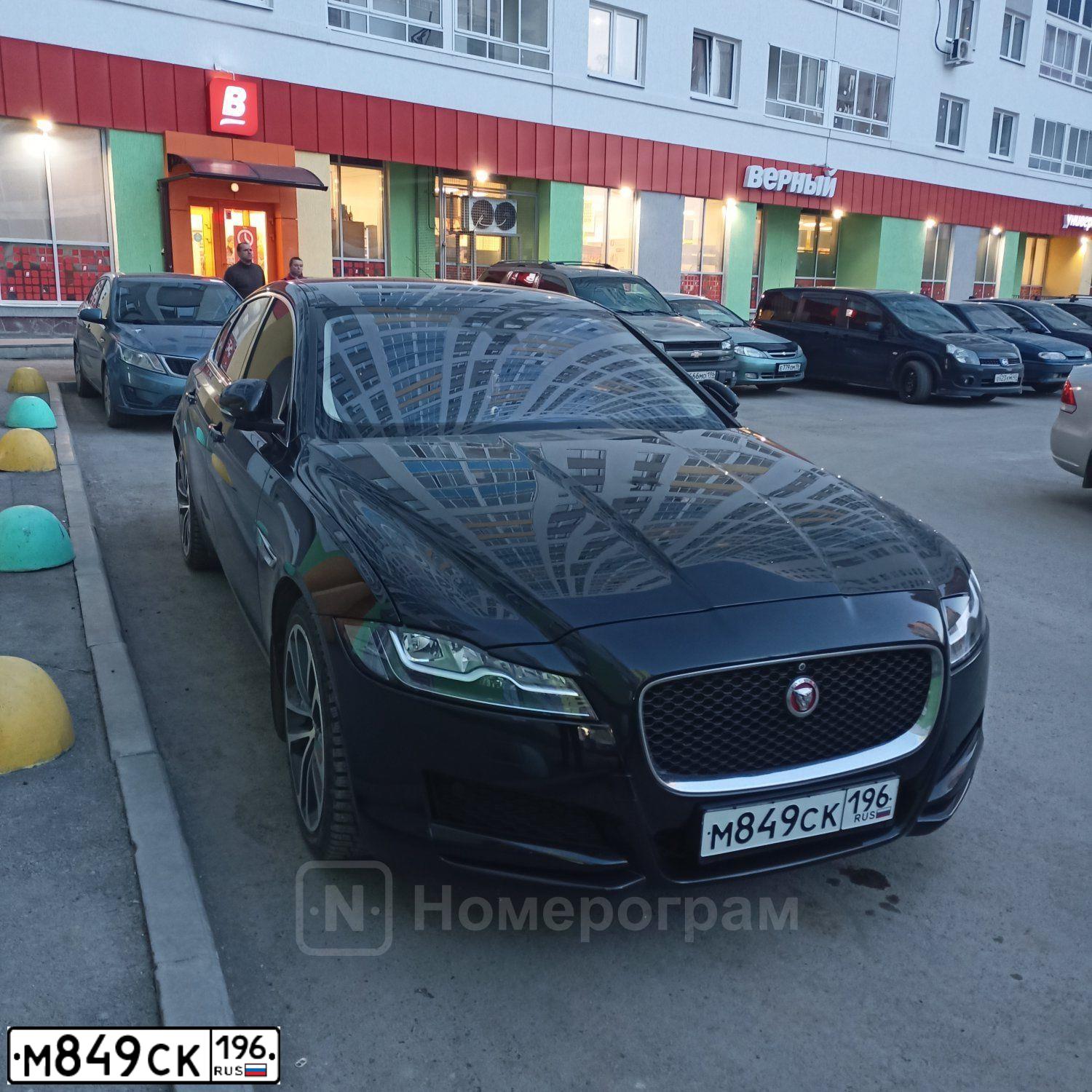 Фото автомобиля JAGUAR XF-SERIE, 2016 — госномер А516РВ156. Цвет: ЧЕРНЫЙ