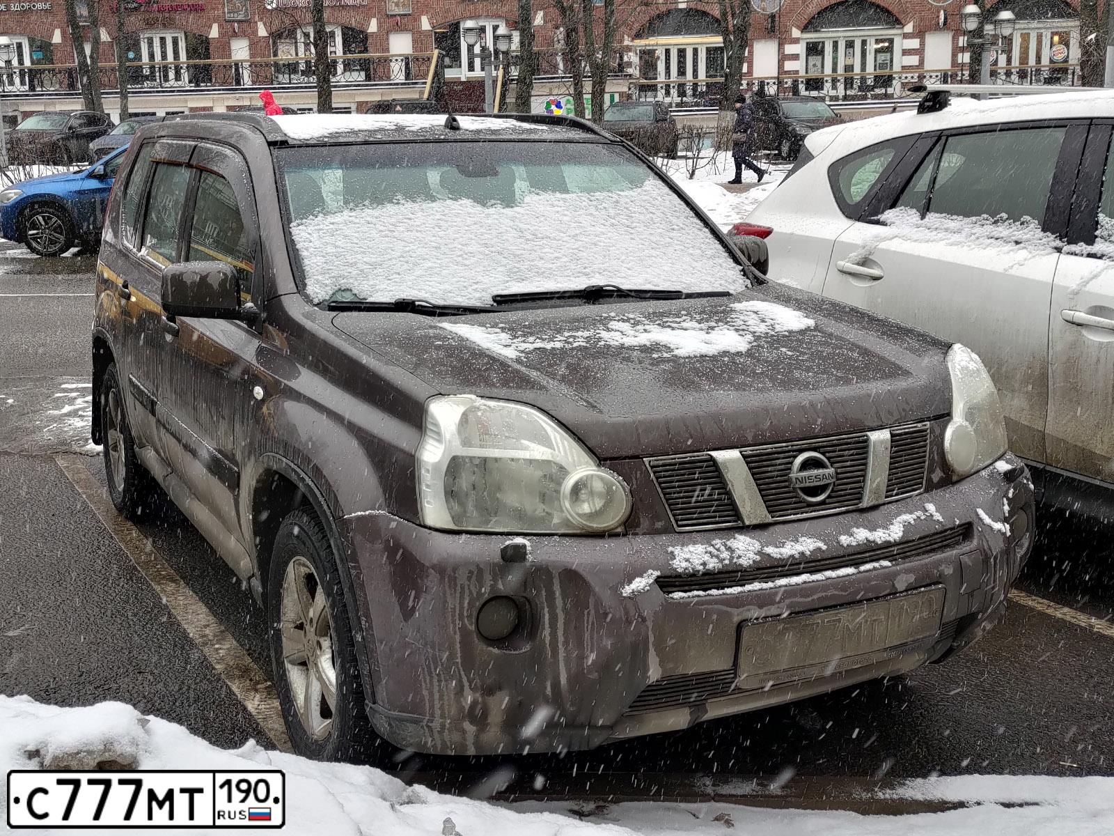 Фото автомобиля NISSAN X-TRAIL, 2008 — госномер С777МТ190. Цвет: ФИОЛЕТОВЫЙ