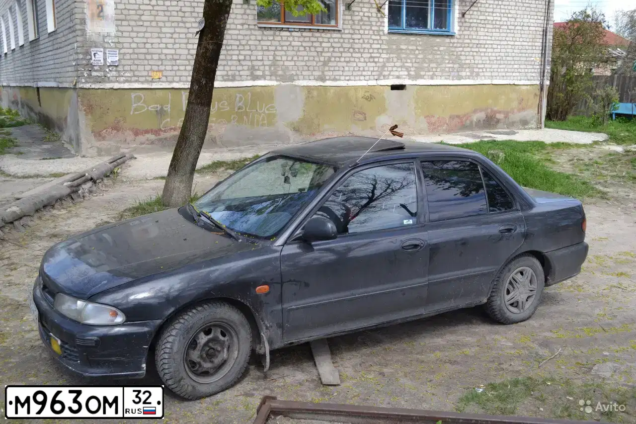 Фото автомобиля LADA 2109 SAMARA, 1988 — госномер М963ОМ32. Цвет: ВИШНЯ