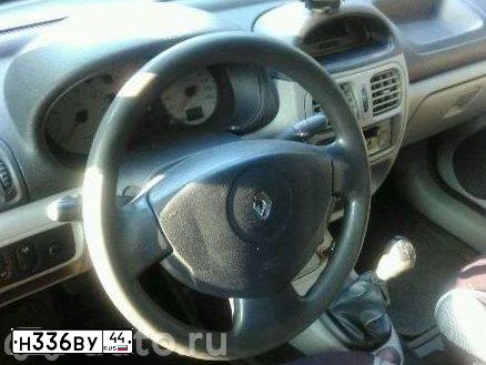 Фото автомобиля RENAULT SYMBOL, 2004 — госномер У064ЕР76. Цвет: ТЕМНО-СЕРЫЙ