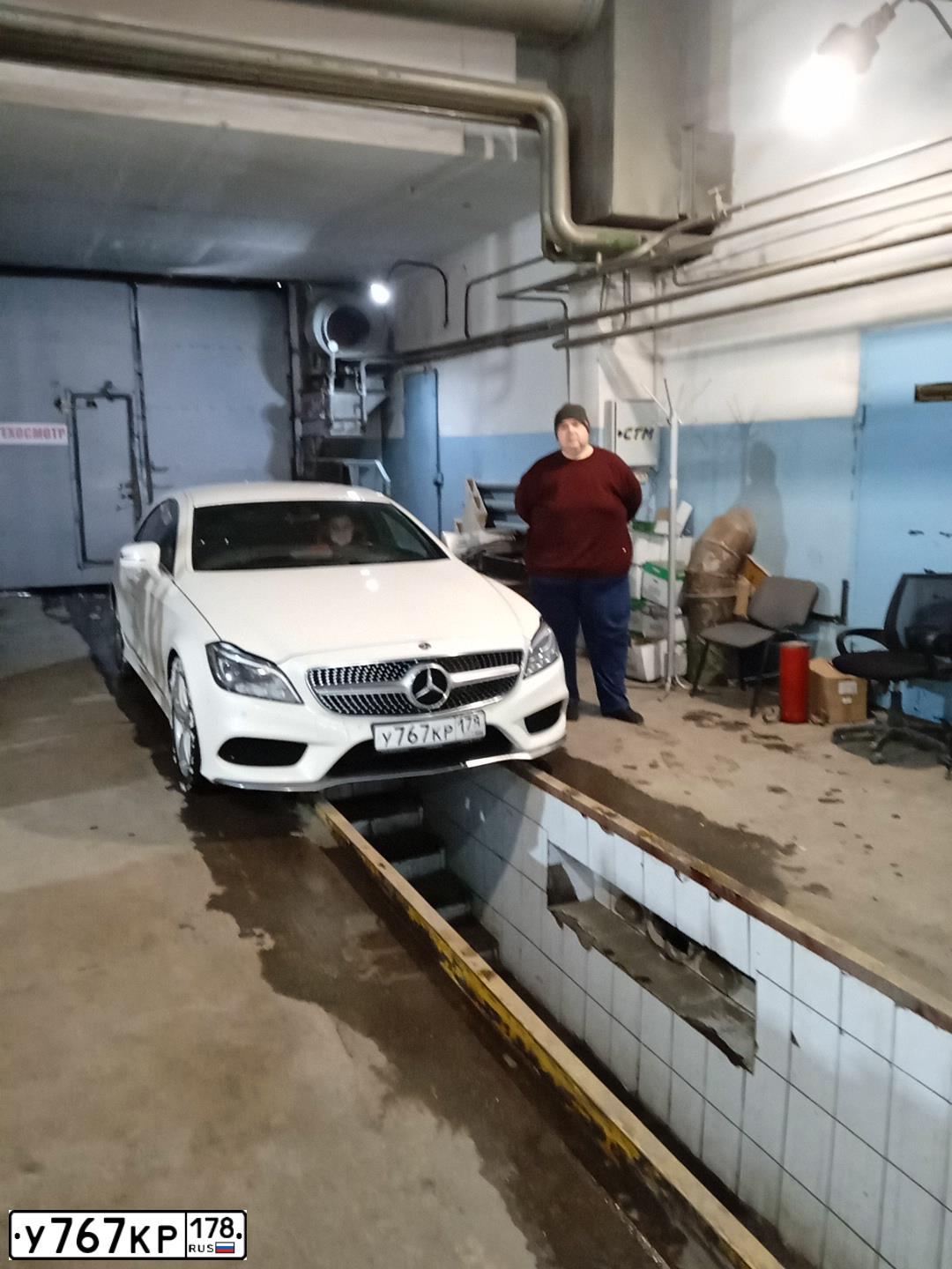 Фото автомобиля MERCEDES CLS-KLASSE, 2016 — госномер А037АХ198. Цвет: ЧЕРНЫЙ