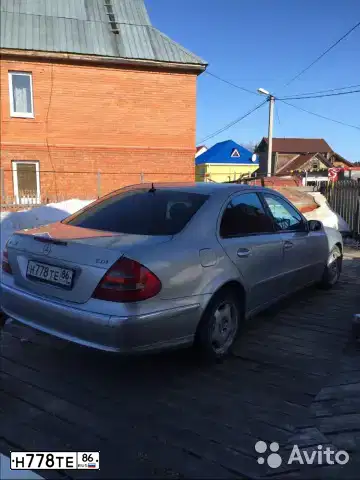 Фото автомобиля MERCEDES-BENZ E280, 2005 — госномер Т985КВ193