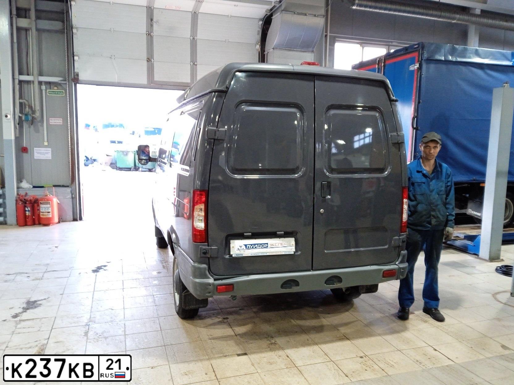 Фото автомобиля GAZ Z 2752 SOBOL, 2016 — госномер А205СХ43. Цвет: СЕРЫЙ