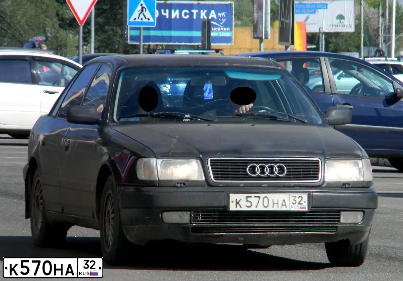 Фото автомобиля АУДИ-100, 1992 — госномер Е635КХ32. Цвет: ЧЕРНЫЙ