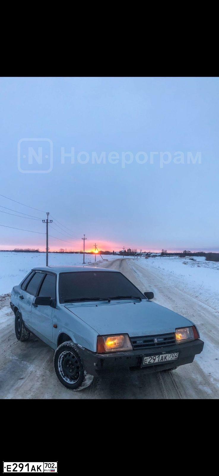 Фото автомобиля LADA 2109 SAMARA, 2003 — госномер Р642СВ02. Цвет: СЕРЕБРИСТО-ГОЛУБОЙ
