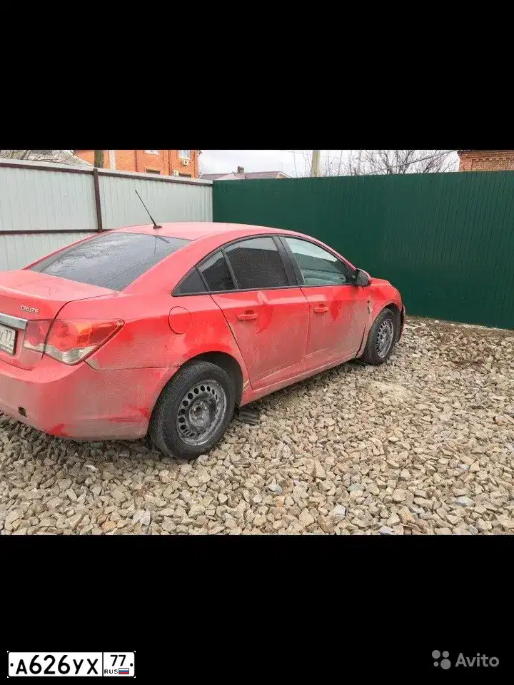 Фото автомобиля CHEVROLET CRUZE, 2012 — госномер О148ТУ161. Цвет: Красный