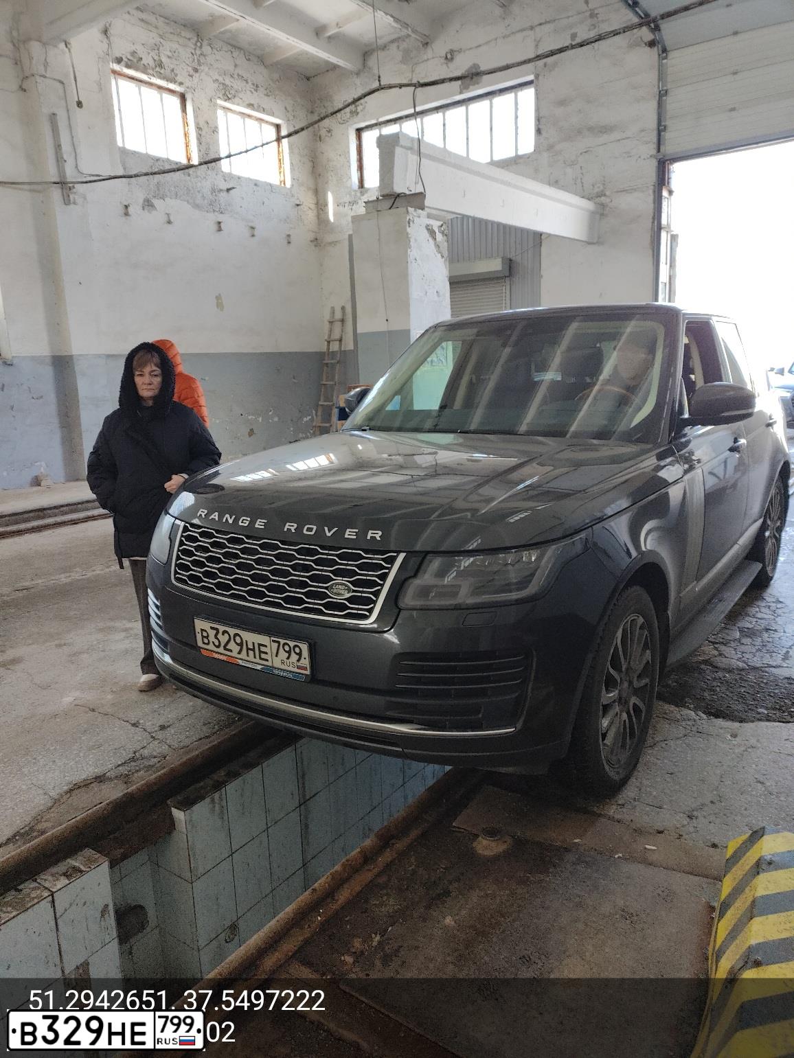Фото автомобиля LAND ROVER RANGE ROVER, 2019 — госномер Р241ОВ46