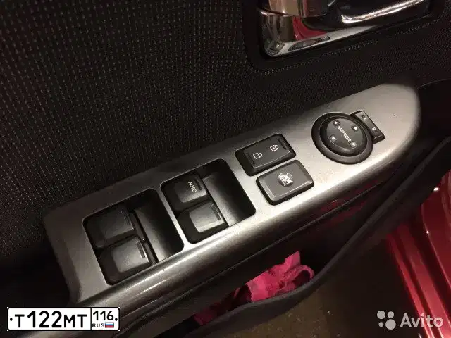 Фото автомобиля KIA RIO, 2013 — госномер Т122МТ116. Цвет: Красный