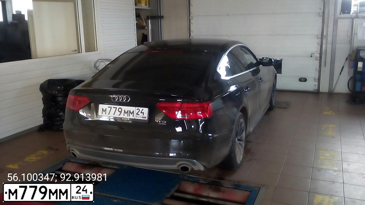 Фото автомобиля AUDI A5, 2012 — госномер К423КК124. Цвет: ЧЕРНЫЙ