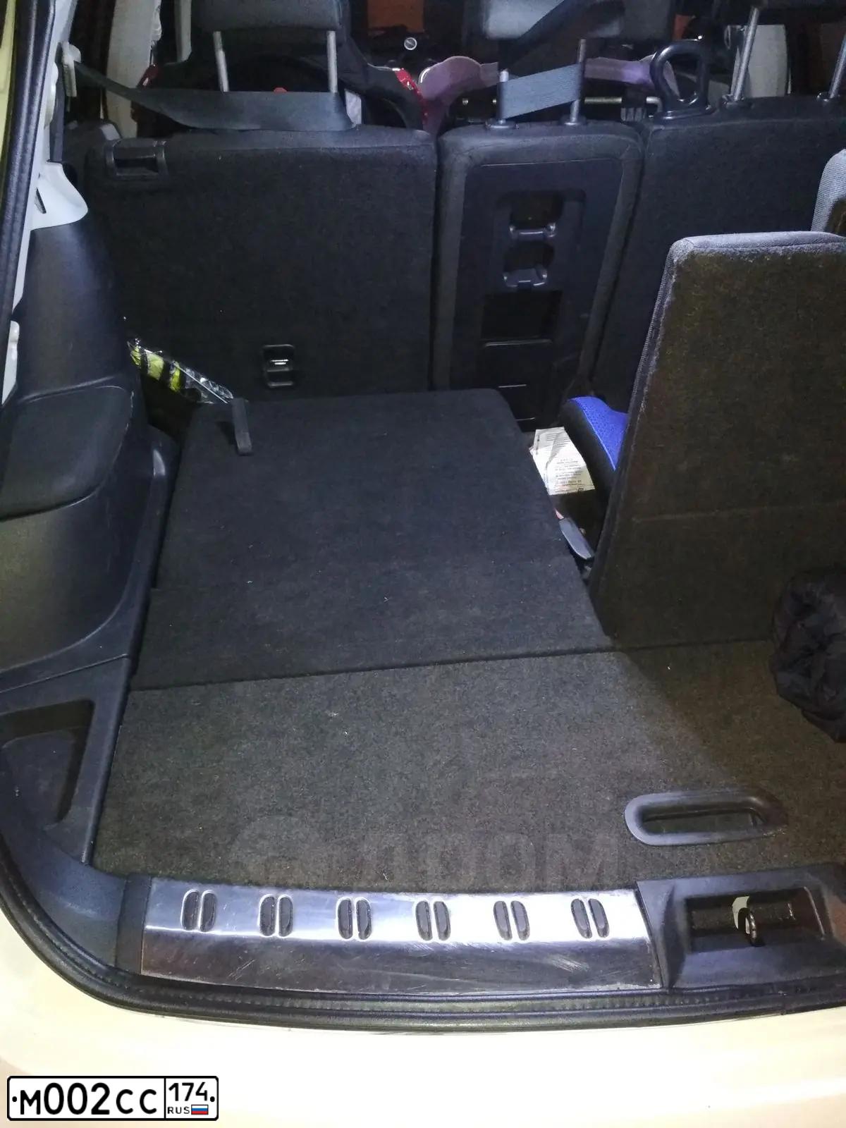 Фото автомобиля NISSAN QASHQAI, 2013 — госномер М002СС174. Цвет: Белый