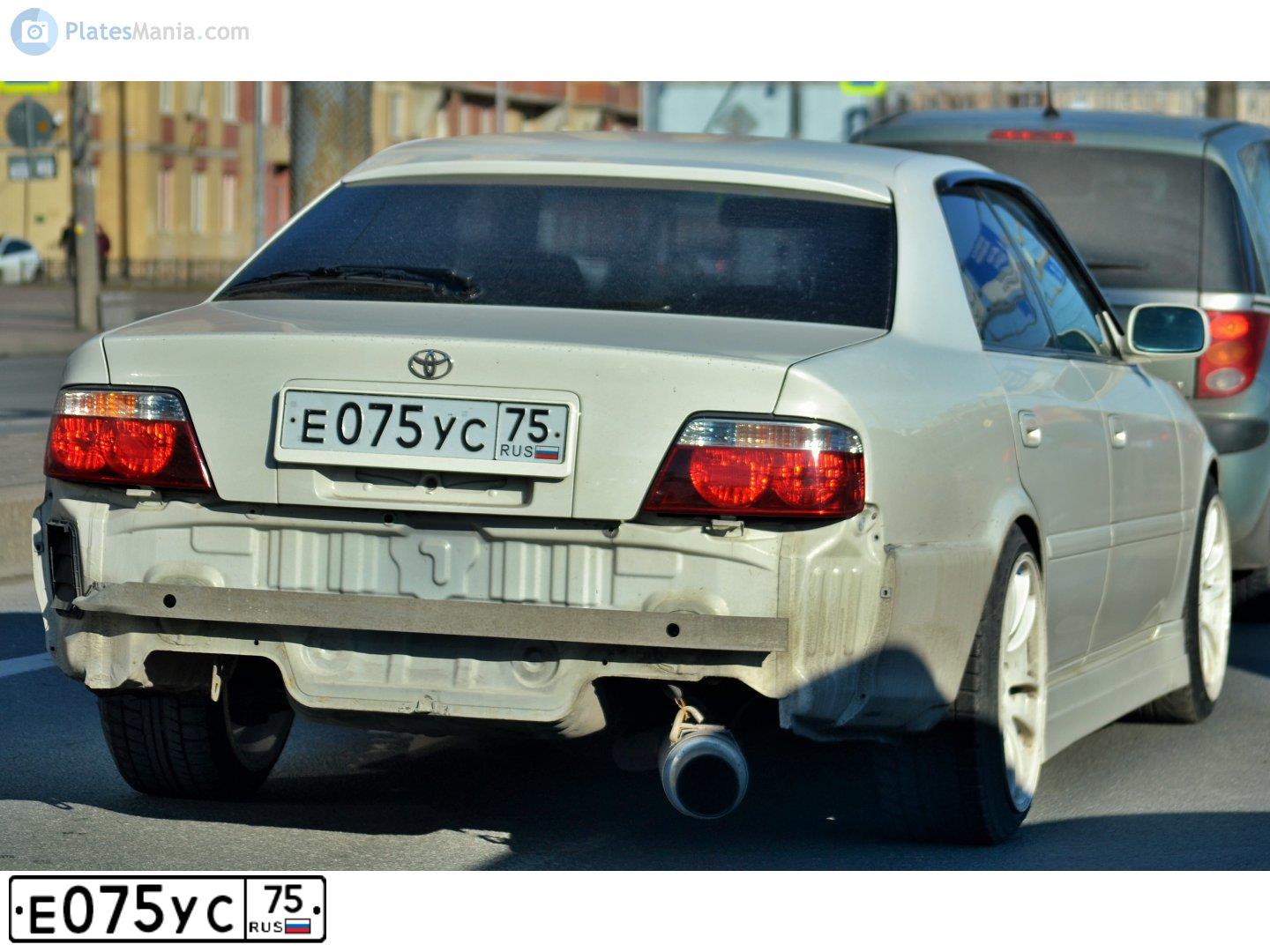 Фото автомобиля TOYOTA CHASER, 1989 — госномер Т126ВС790