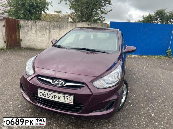 Фото автомобиля HYUNDAI SOLARIS, 2011 — госномер О481КЕ32. Цвет: ФИОЛЕТОВЫЙ