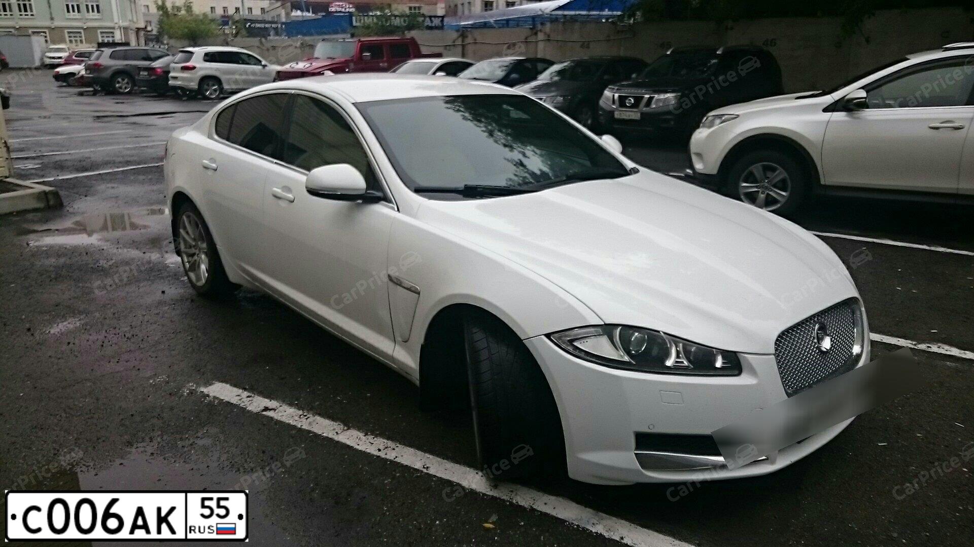 Фото автомобиля ЯГУАР XF, 2013 — госномер Х222ОА72. Цвет: Белый
