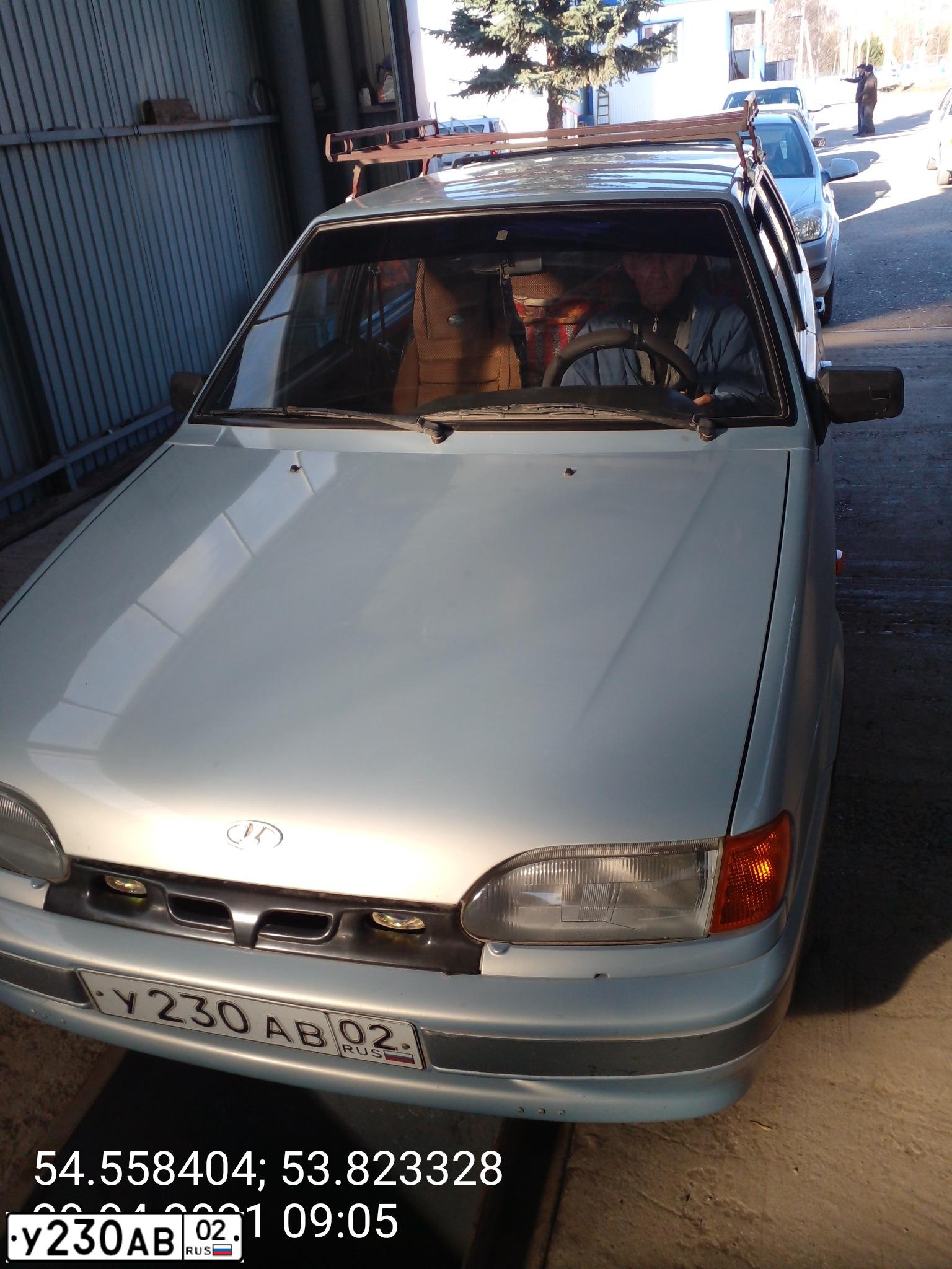 Фото автомобиля LADA 2114 SAMARA, 2004 — госномер У230АВ02. Цвет: СЕРЕБРИСТО-ЖЕЛТЫЙ