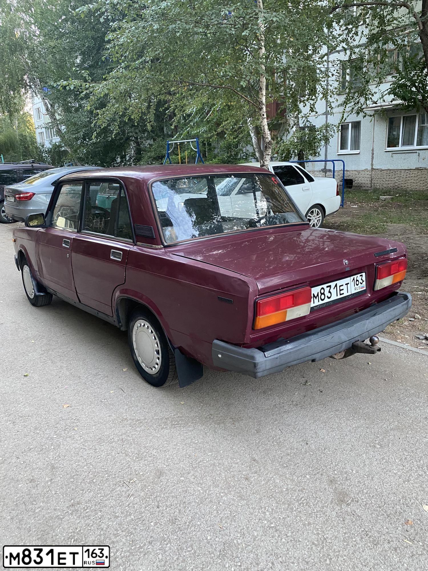 Фото автомобиля LADA 2107, 1999 — госномер М831ЕТ163. Цвет: ТЕМНО-БОРДОВЫЙ