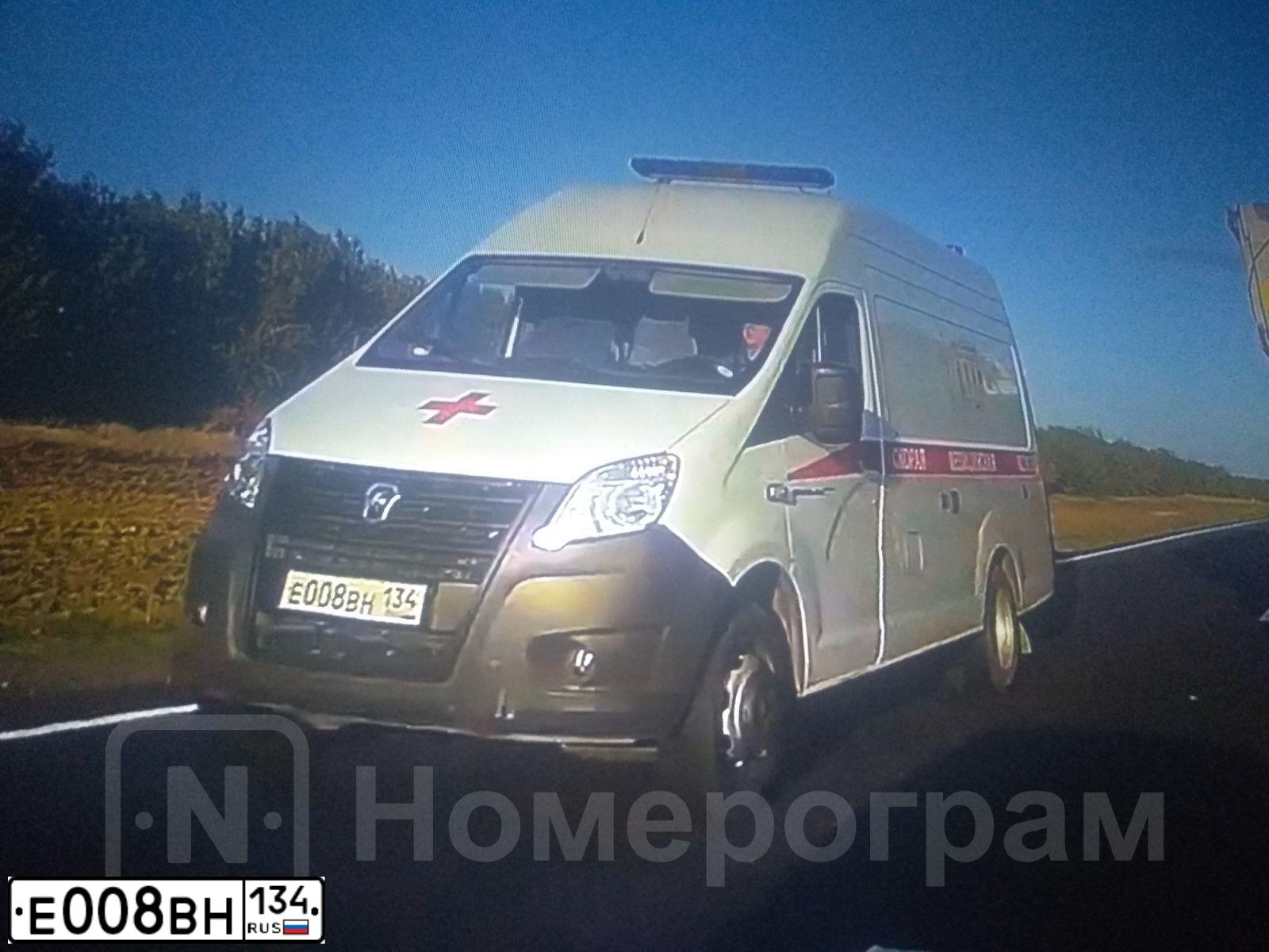 Фото автомобиля GAZ EL NEXT, 2017 — госномер Е008ВН134. Цвет: ГОСТ 50574-2002