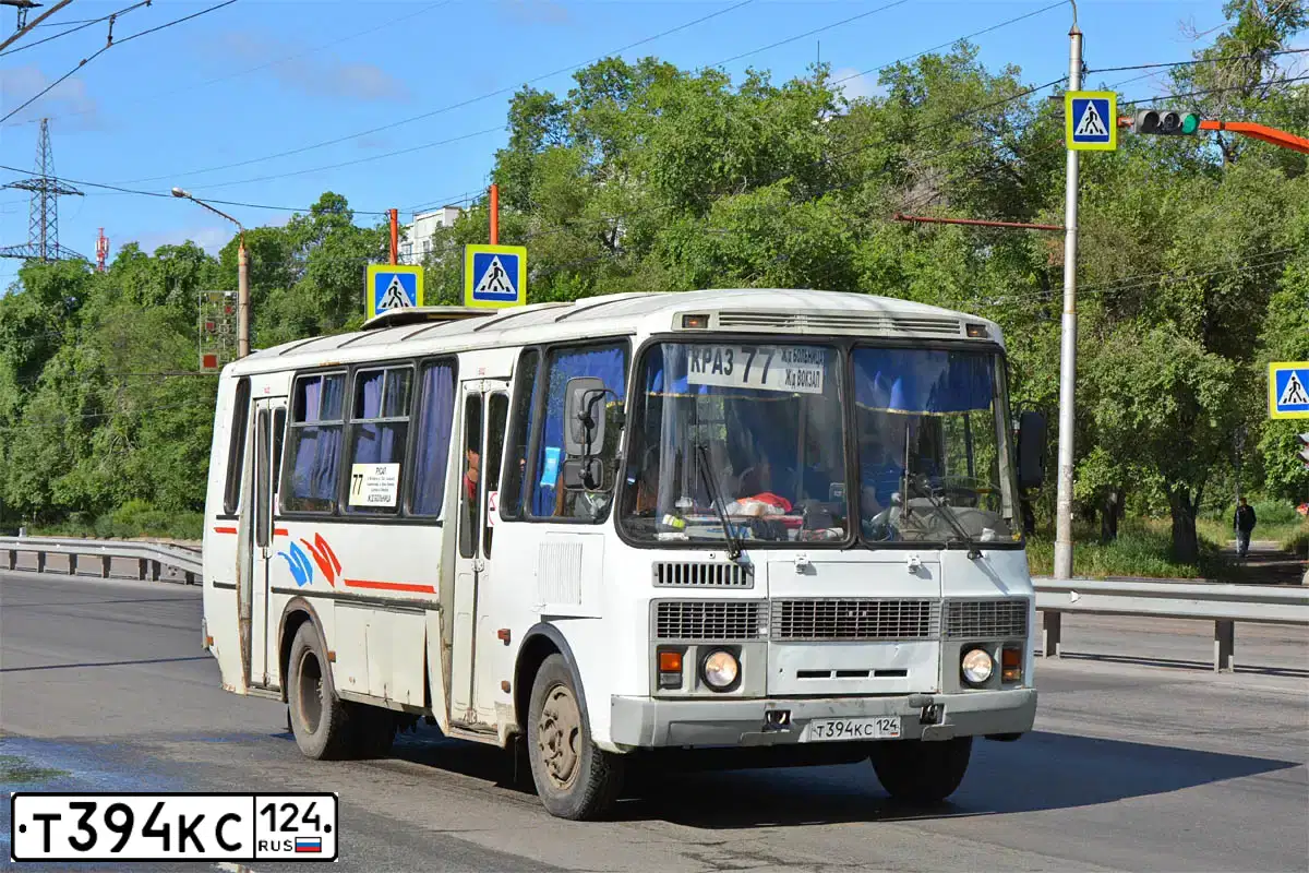 Фото автомобиля PAZ Z 4234, 2009 — госномер Т394КС124. Цвет: БЕЛЫЙ С КРАСНОЙ ПОЛОСОЙ