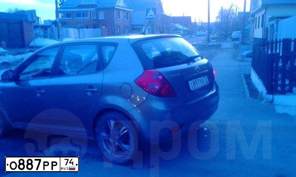 Фото автомобиля LADA 2109 SAMARA, 2001 — госномер С888ОВ74. Цвет: ЖЕЛТО-ЗЕЛЕНЫЙ