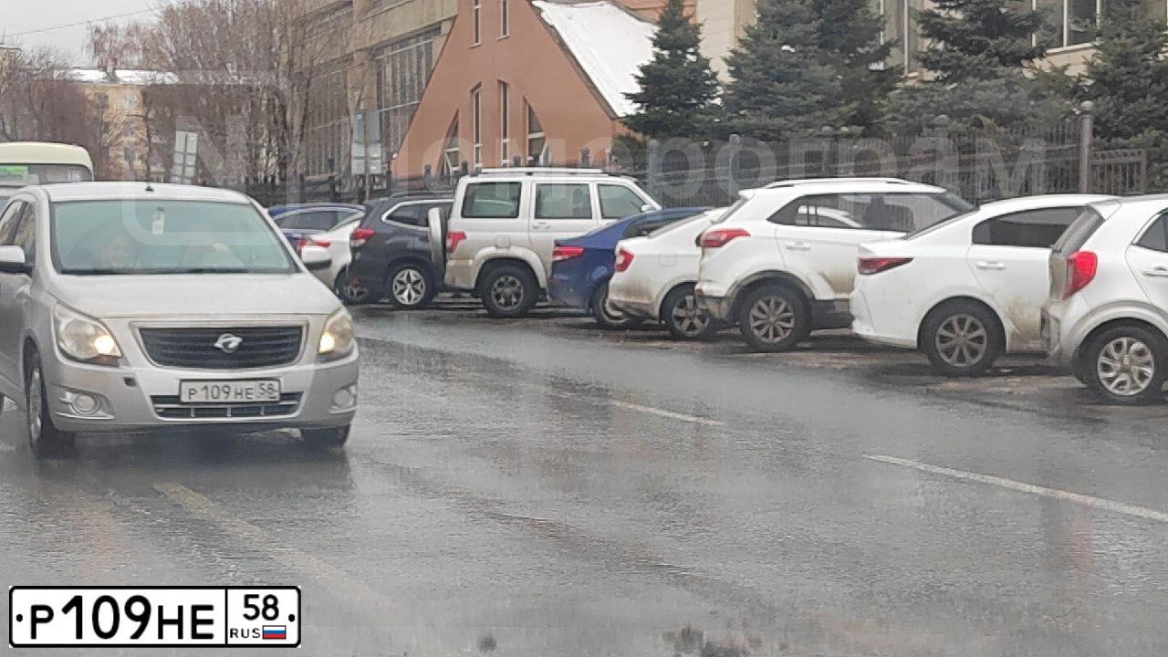 Фото автомобиля RAVON R4, 2017 — госномер Е931РК790. Цвет: БЕЛЫЙ ЖЕЛТЫЙ СЕРЫЙ