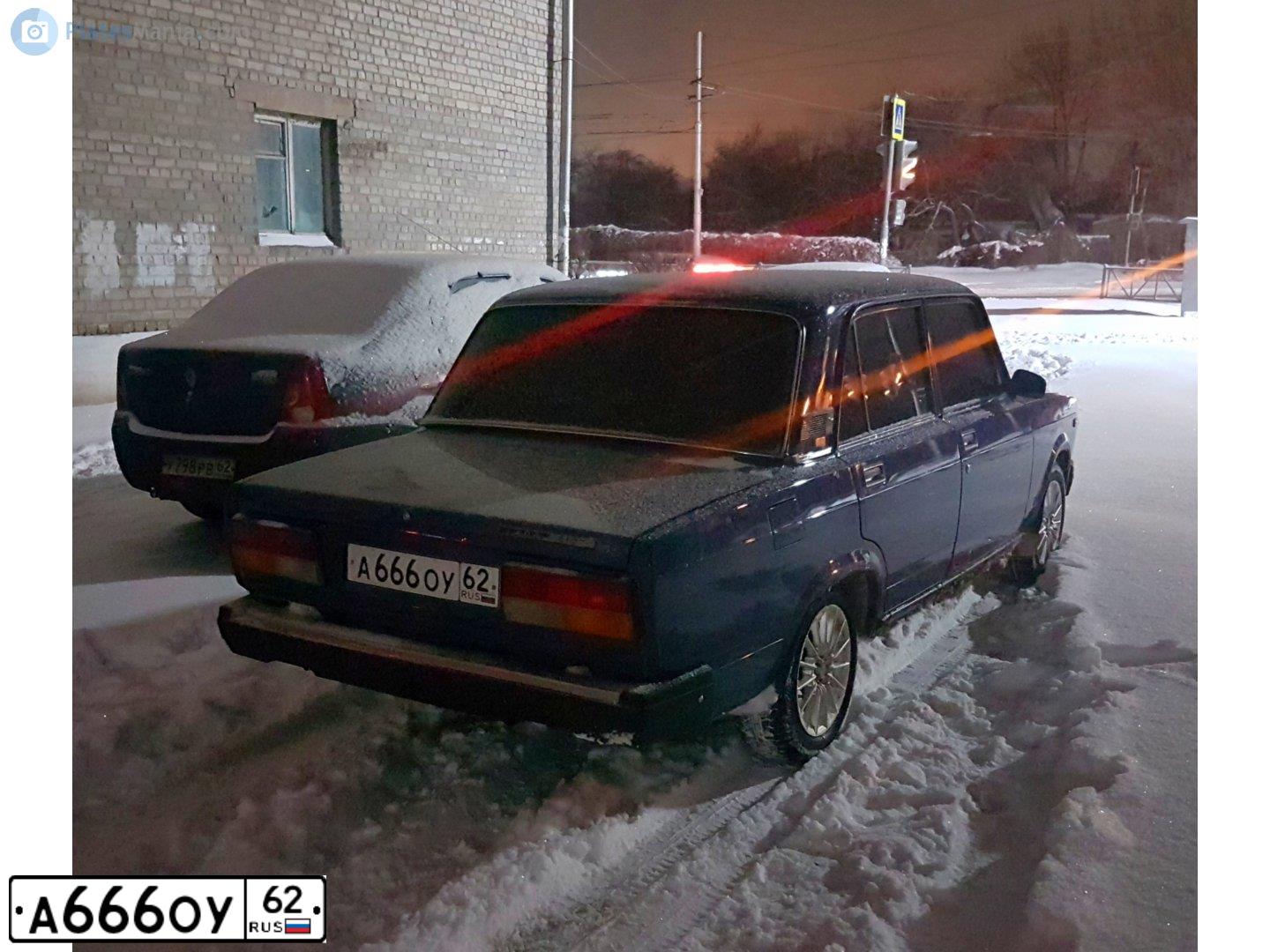 Фото автомобиля LADA 2107 LADA, 2007 — госномер Н712СХ62. Цвет: СИНИЙ