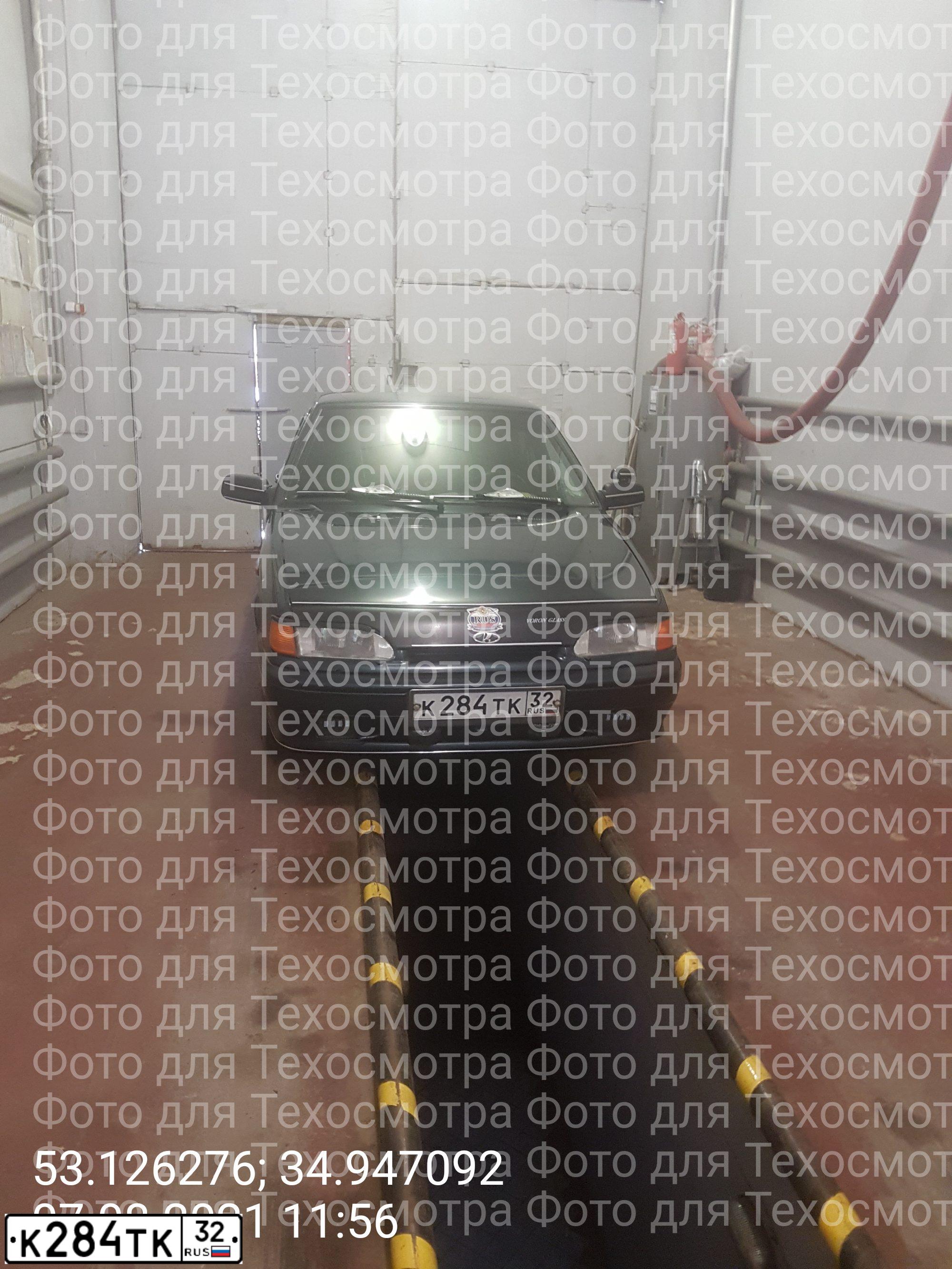 Фото автомобиля LADA 2115 SAMARA, 2007 — госномер К284ТК32. Цвет: ТЕМНО-ЗЕЛЕНЫЙ