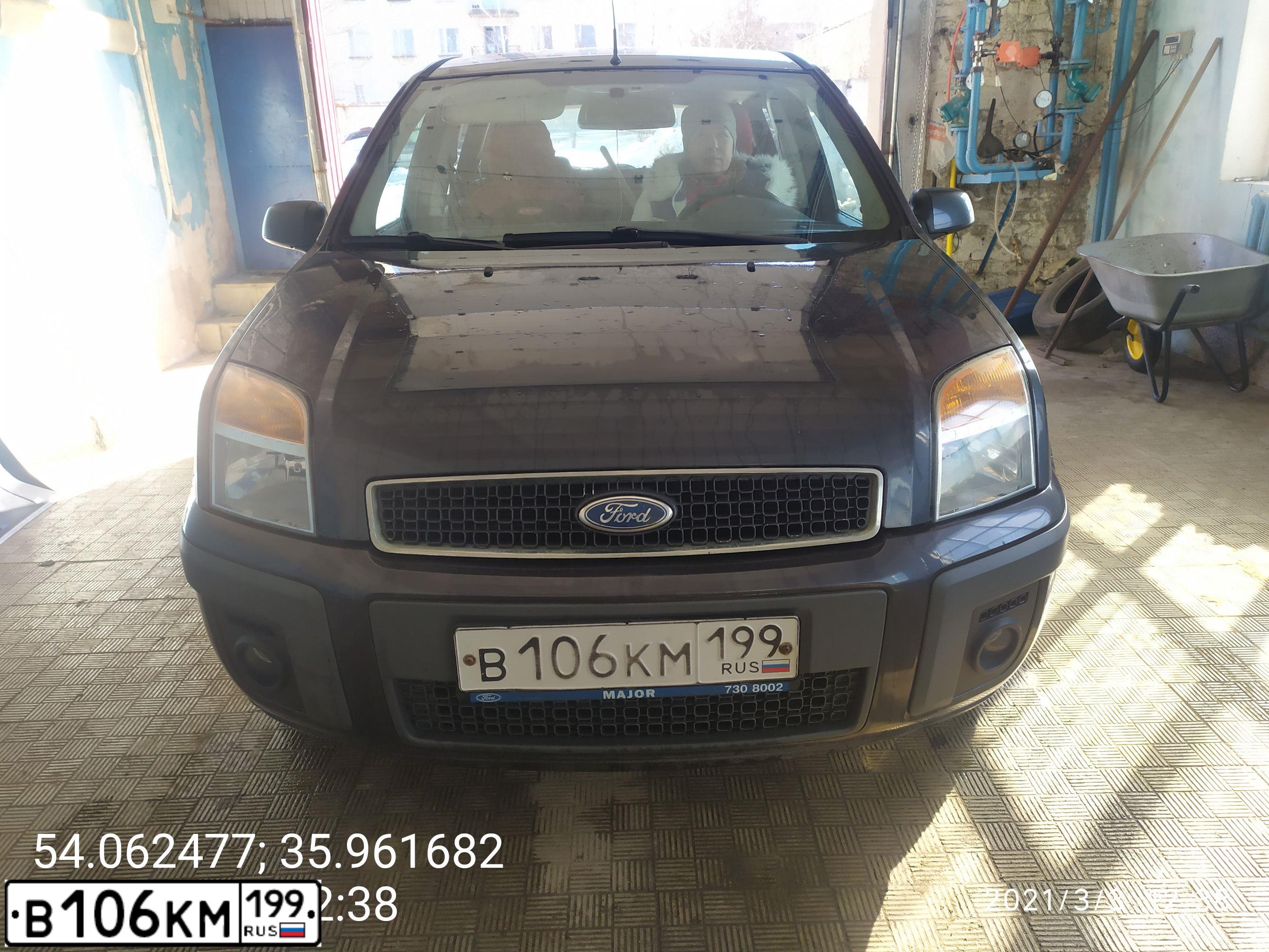 Фото автомобиля FORD FUSION, 2008 — госномер Р746ТР40. Цвет: ТЕМНО-СЕРЫЙ