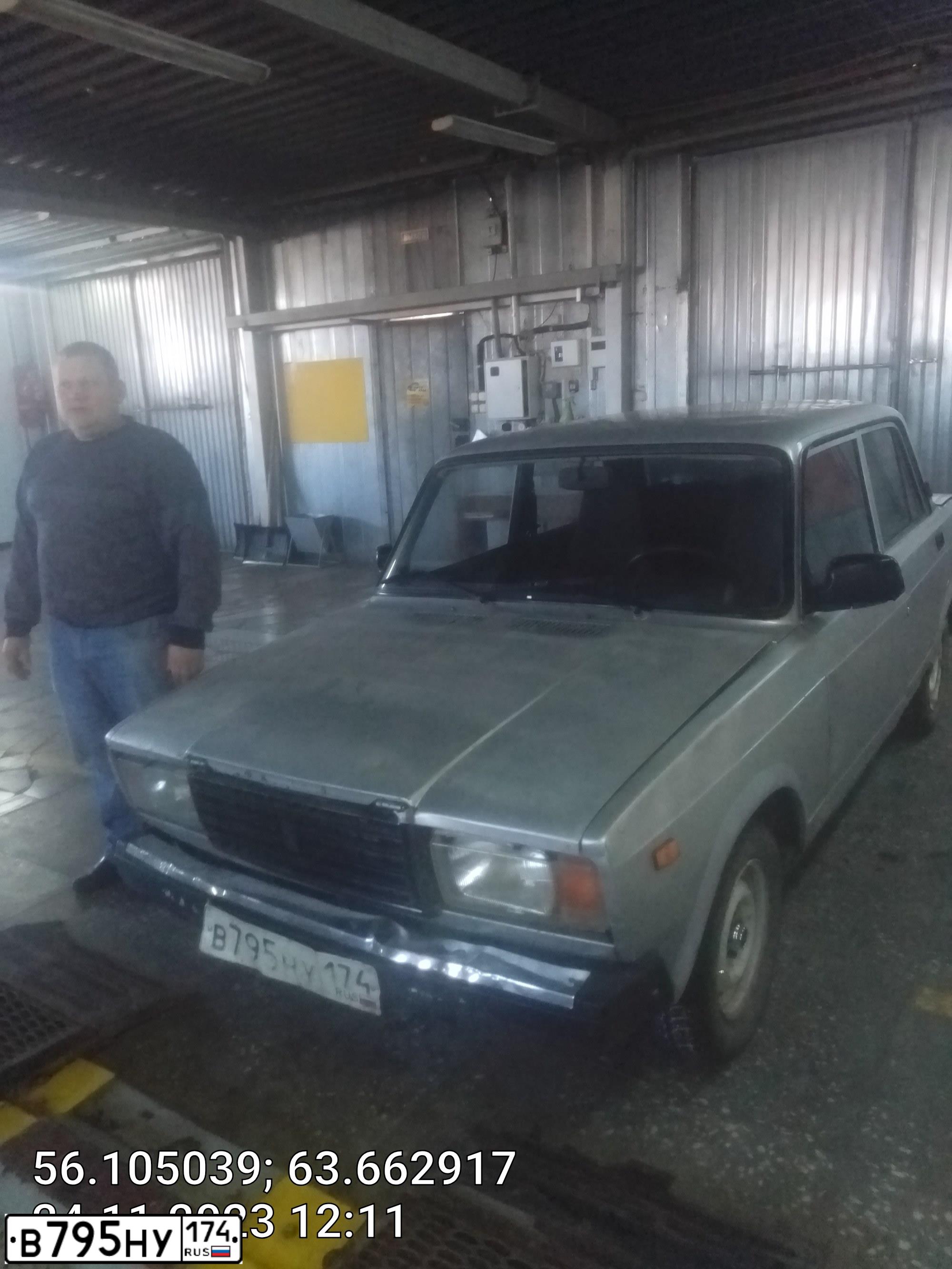 Фото автомобиля LADA 2107, 2011 — госномер О882ОА45. Цвет: БЕЛЫЙ