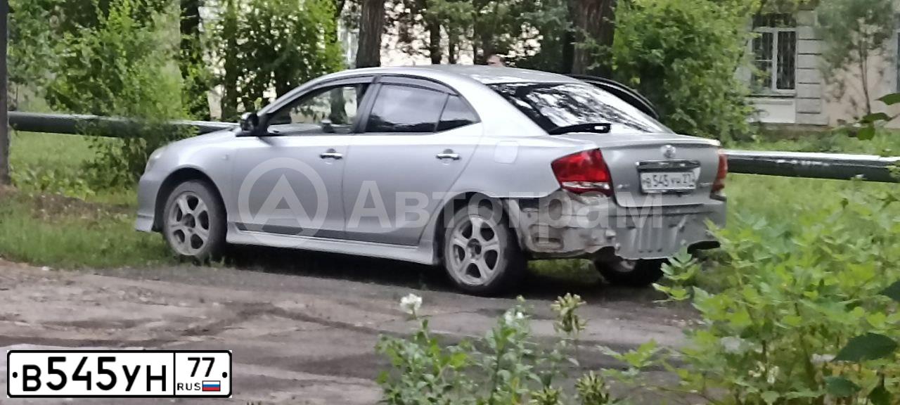 Фото автомобиля VOLKSWAGEN PASSAT, 1993 — госномер В545УН77. Цвет: ЧЕРНЫЙ