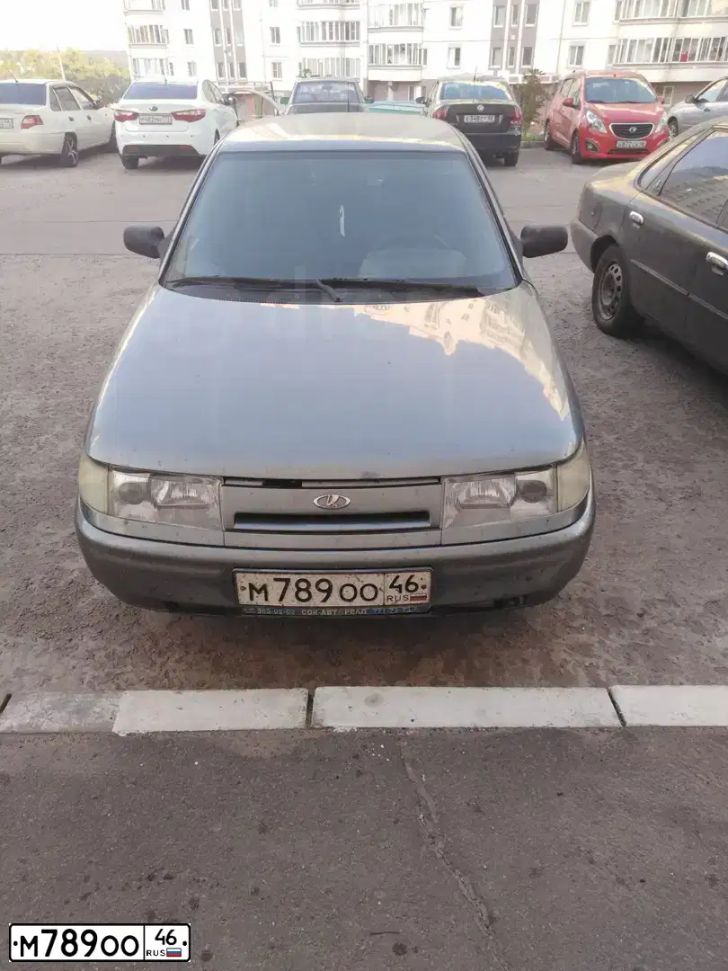 Фото автомобиля LADA 2112, 2005 — госномер У835ОО48. Цвет: СРЕДНИЙ СЕРО-ЗЕЛЕНЫЙ МЕТ.