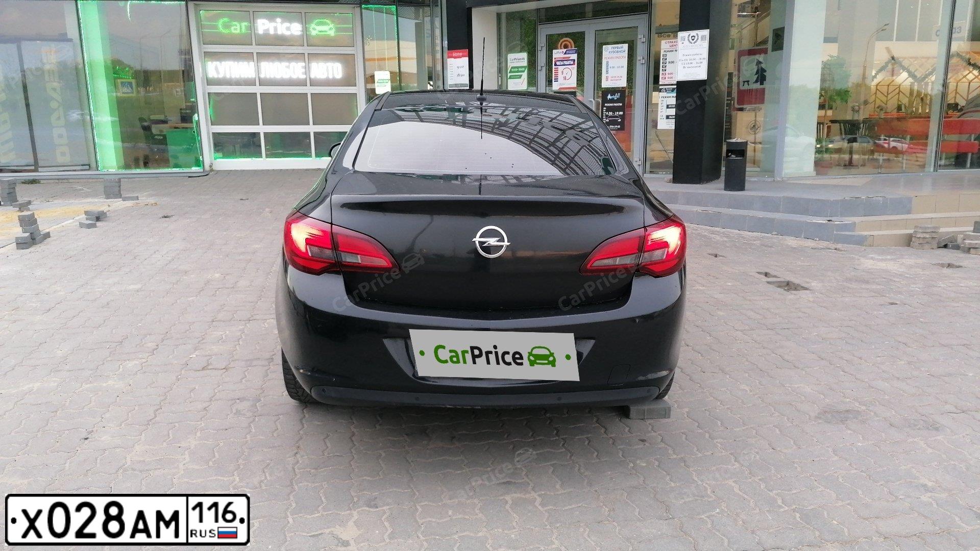 Фото автомобиля OPEL ASTRA, 2014 — госномер С818ВМ716. Цвет: ЧЕРНЫЙ МЕТАЛЛИК