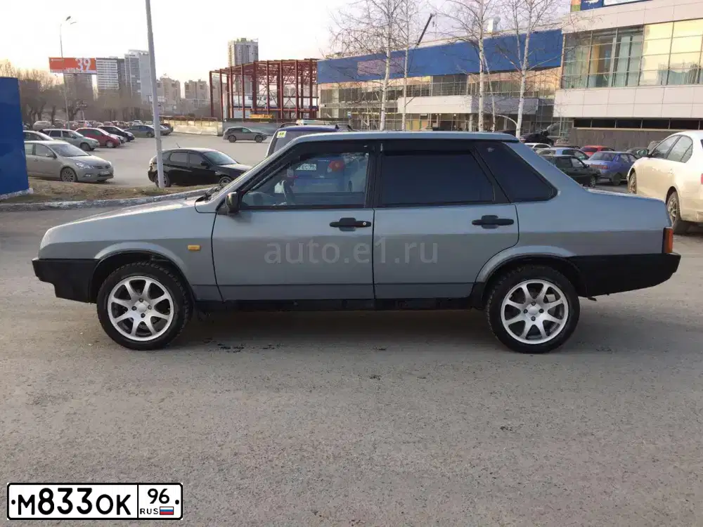 Фото автомобиля LADA 21099, 2002 — госномер Т508РУ196. Цвет: СЕРЫЙ