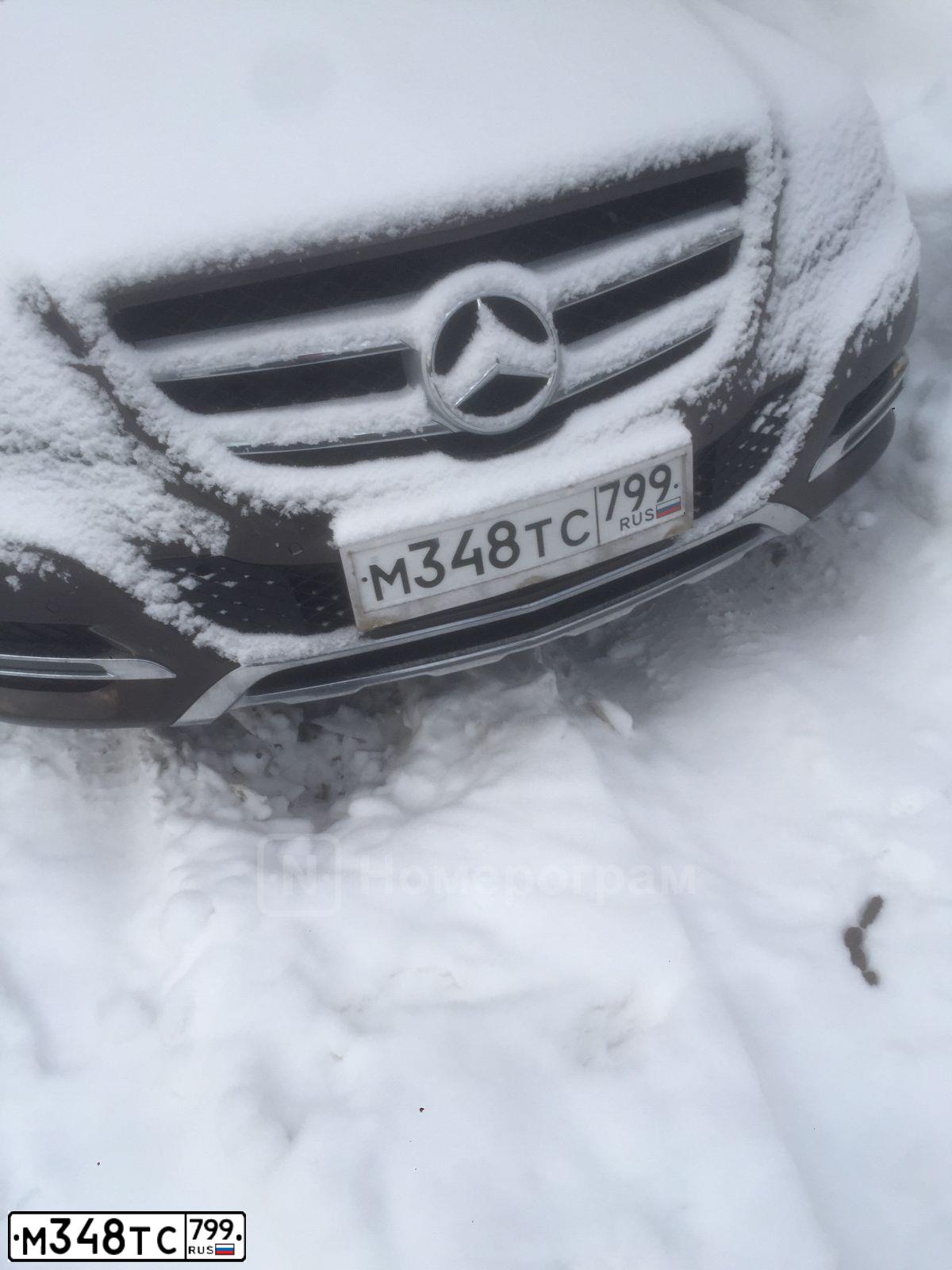 Фото автомобиля MERCEDES GLK-KLASSE, 2014 — госномер М348ТС799. Цвет: КОРИЧНЕВЫЙ