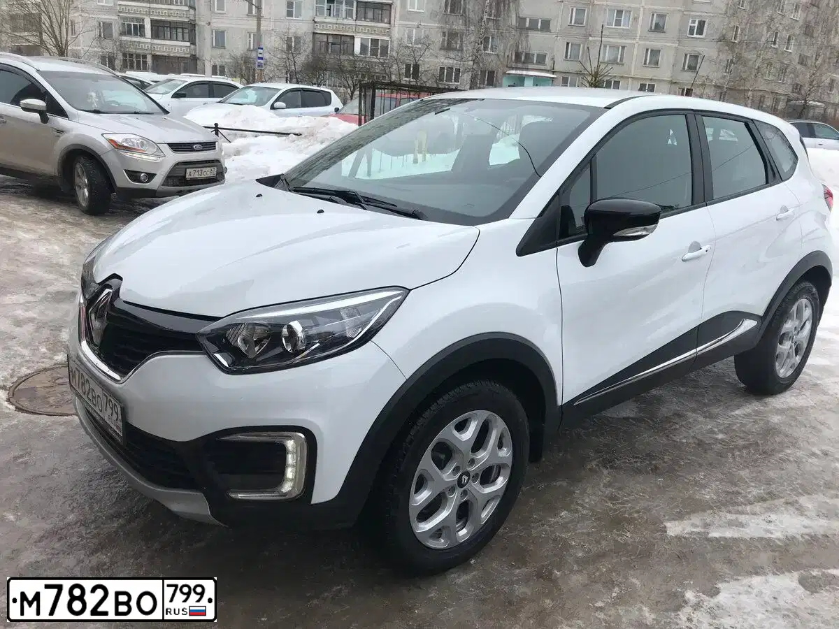 Фото автомобиля RENAULT KAPTUR, 2017 — госномер А231МК67. Цвет: БЕЛЫЙ