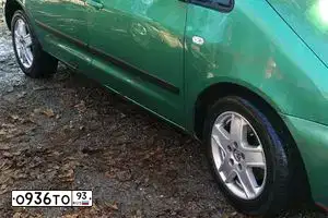 Фото автомобиля VOLKSWAGEN SHARAN, 2001 — госномер Х022КВ07. Цвет: ЗЕЛЕНЫЙ