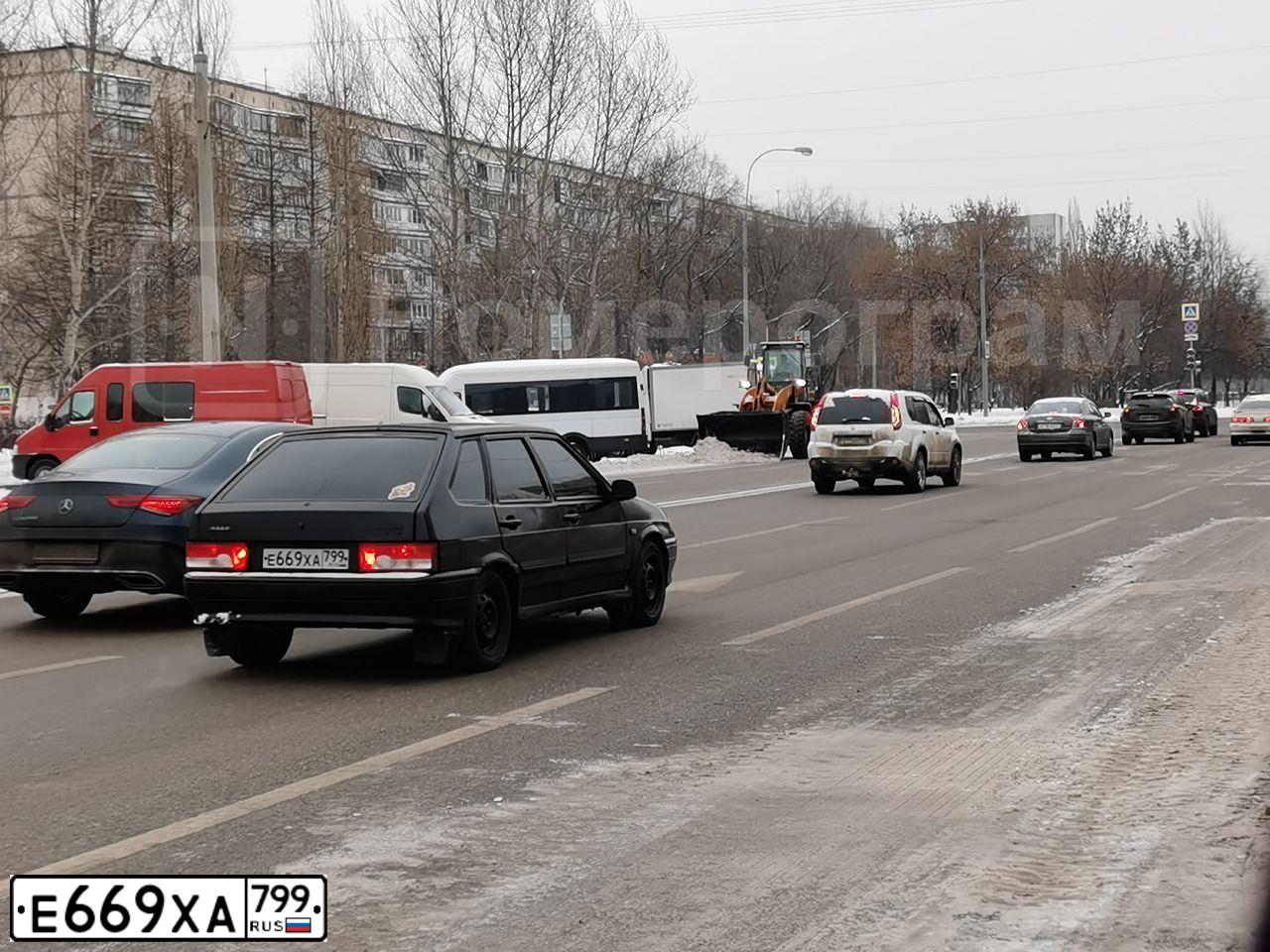Фото автомобиля LADA 2114 SAMARA, 2013 — госномер Х218ТР790. Цвет: ЧЕРНЫЙ