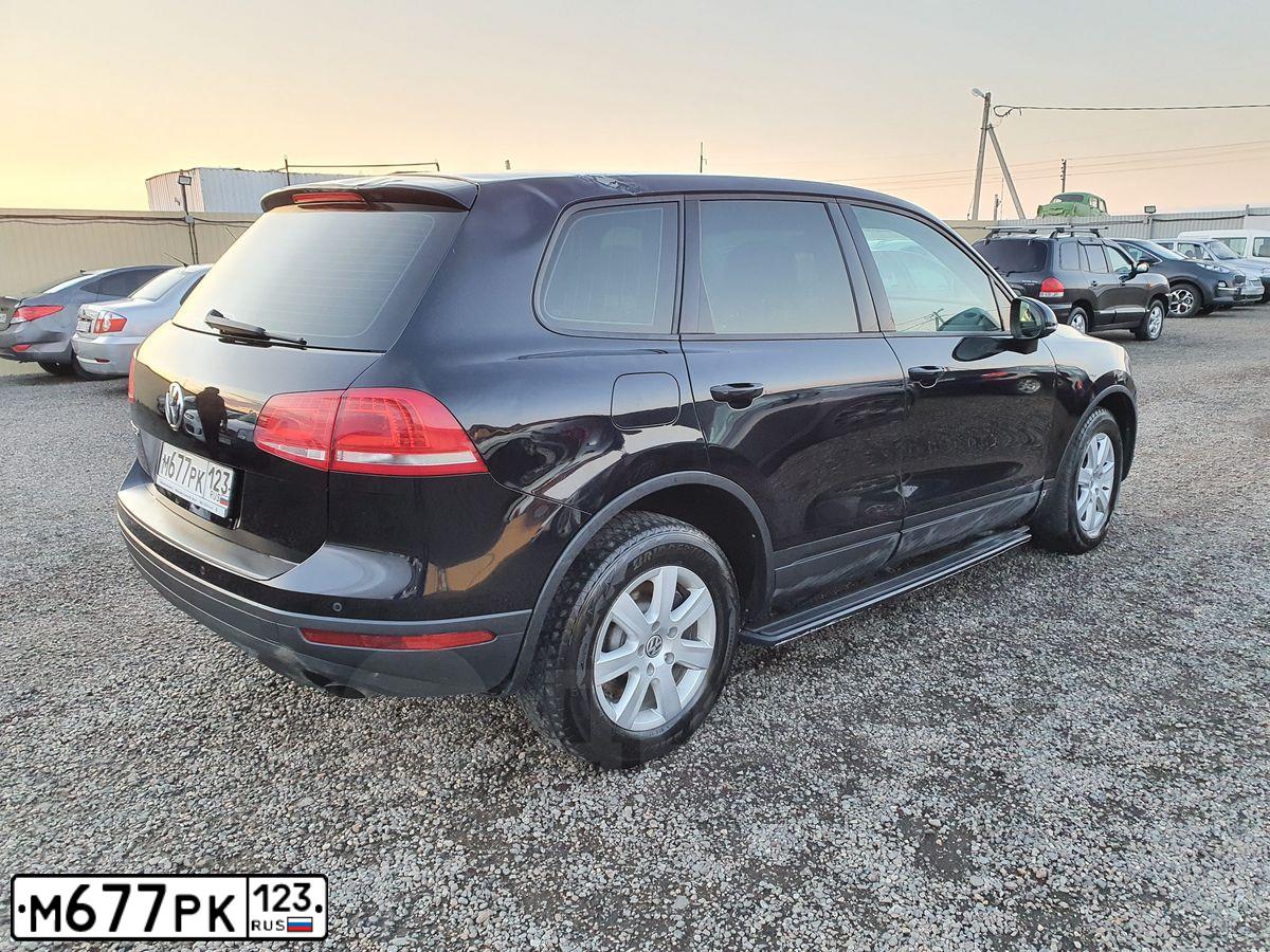 Фото автомобиля VOLKSWAGEN TOUAREG, 2015 — госномер Е787ТР763. Цвет: ЧЕРНЫЙ