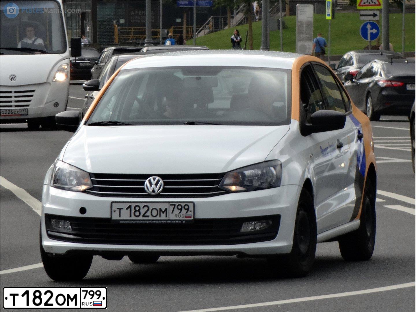 Фото автомобиля VOLKSWAGEN POLO, 2019 — госномер Е360НК136. Цвет: БЕЛЫЙ