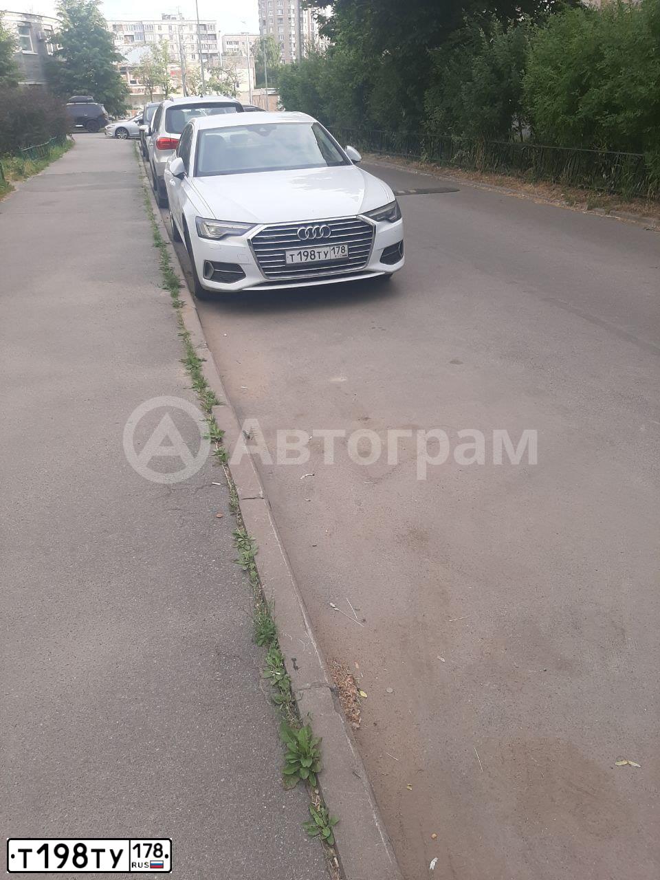 Фото автомобиля AUDI A6, 2014 — госномер О938ТК198. Цвет: ЧЕРНЫЙ
