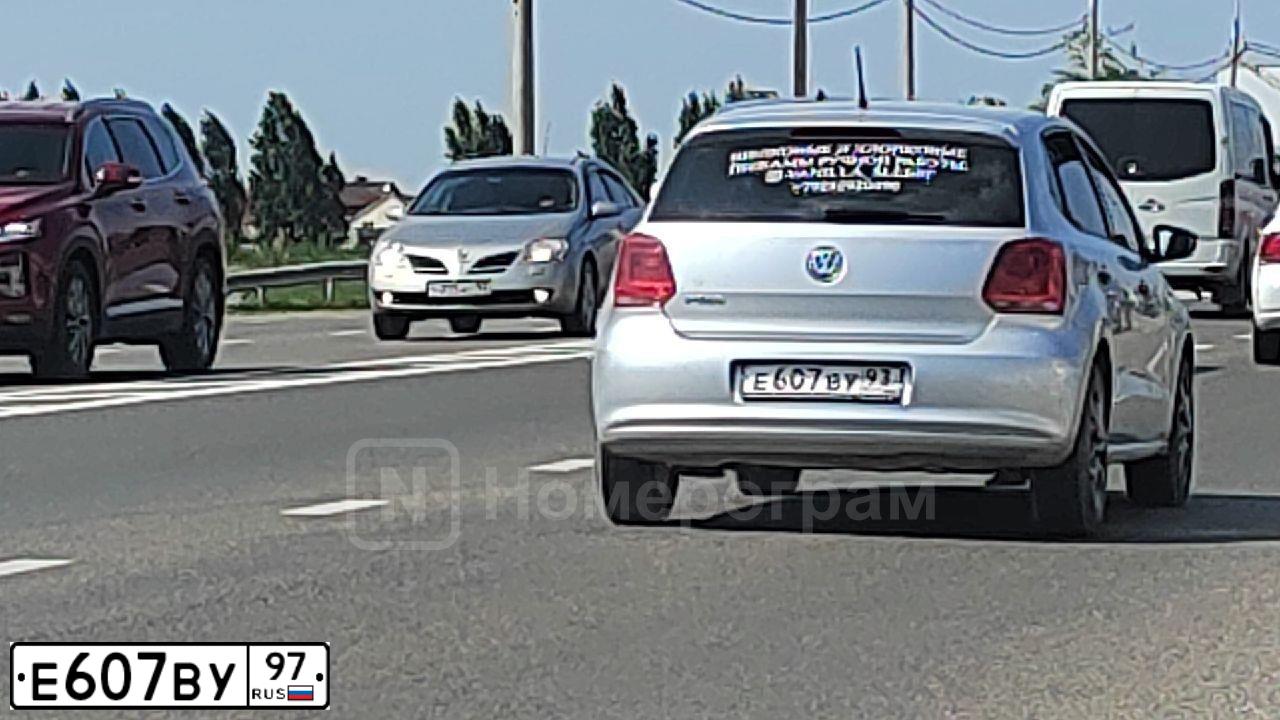 Фото автомобиля LADA 2112, 2000 — госномер К094СМ161. Цвет: СВЕТЛО-СИНИЙ