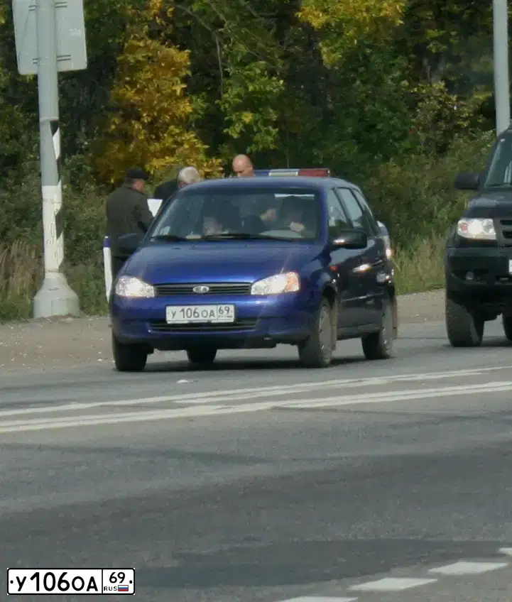 Фото автомобиля LADA 1117 KALINA, 2010 — госномер В790ТК69. Цвет: синий
