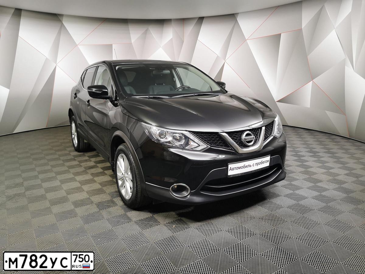 Фото автомобиля NISSAN QASHQAI, 2016 — госномер Р631НО30. Цвет: ЧЕРНЫЙ