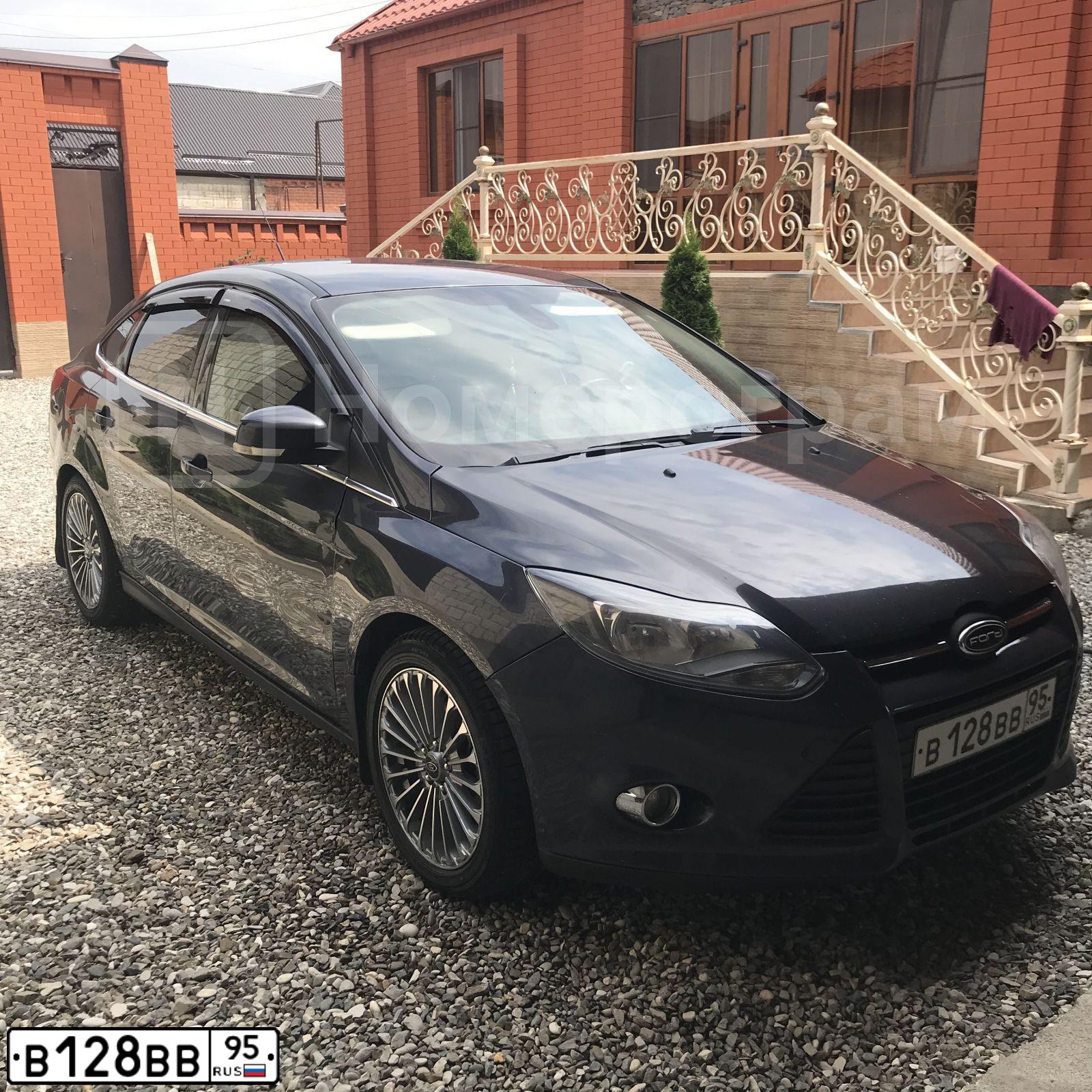 Фото автомобиля LADA 2170 PRIORA, 2010 — госномер В251НХ06. Цвет: Сине-Черный