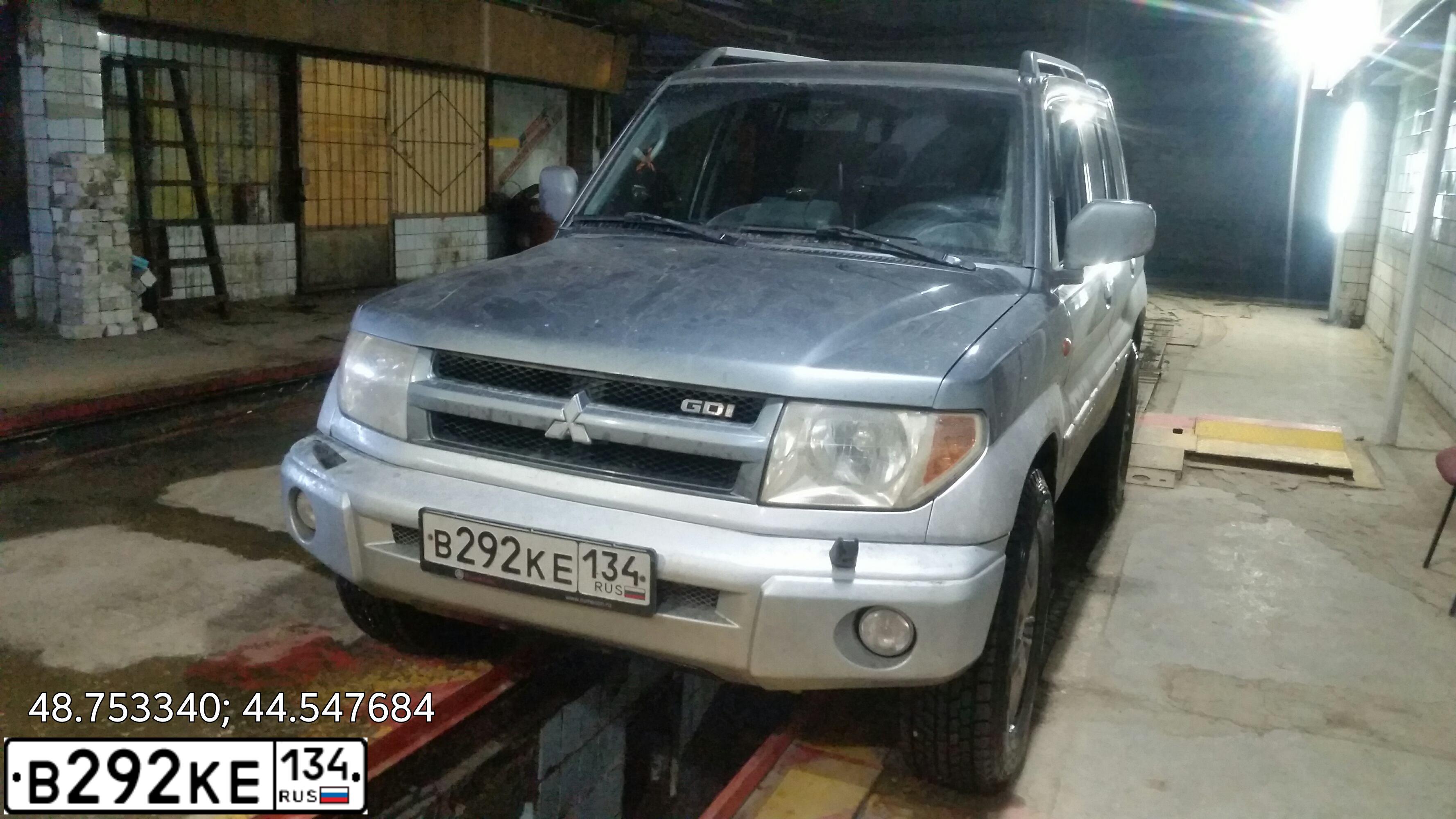 Фото автомобиля MITSUBISHI PAJERO PININ, 2005 — госномер В292КЕ134. Цвет: СЕРЫЙ