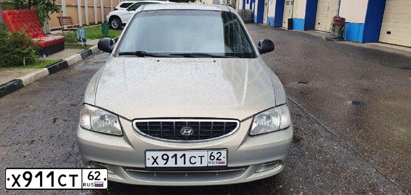 Фото автомобиля TAGAZ ACCENT, 2008 — госномер Е993КР193. Цвет: СВЕТЛО-БЕЖЕВЫЙ