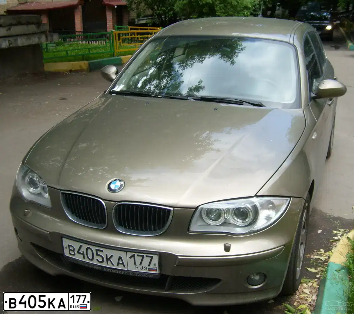Фото автомобиля BMW SERIE 1, 2006 — госномер Р625ЕТ68. Цвет: БЕЖЕВЫЙ