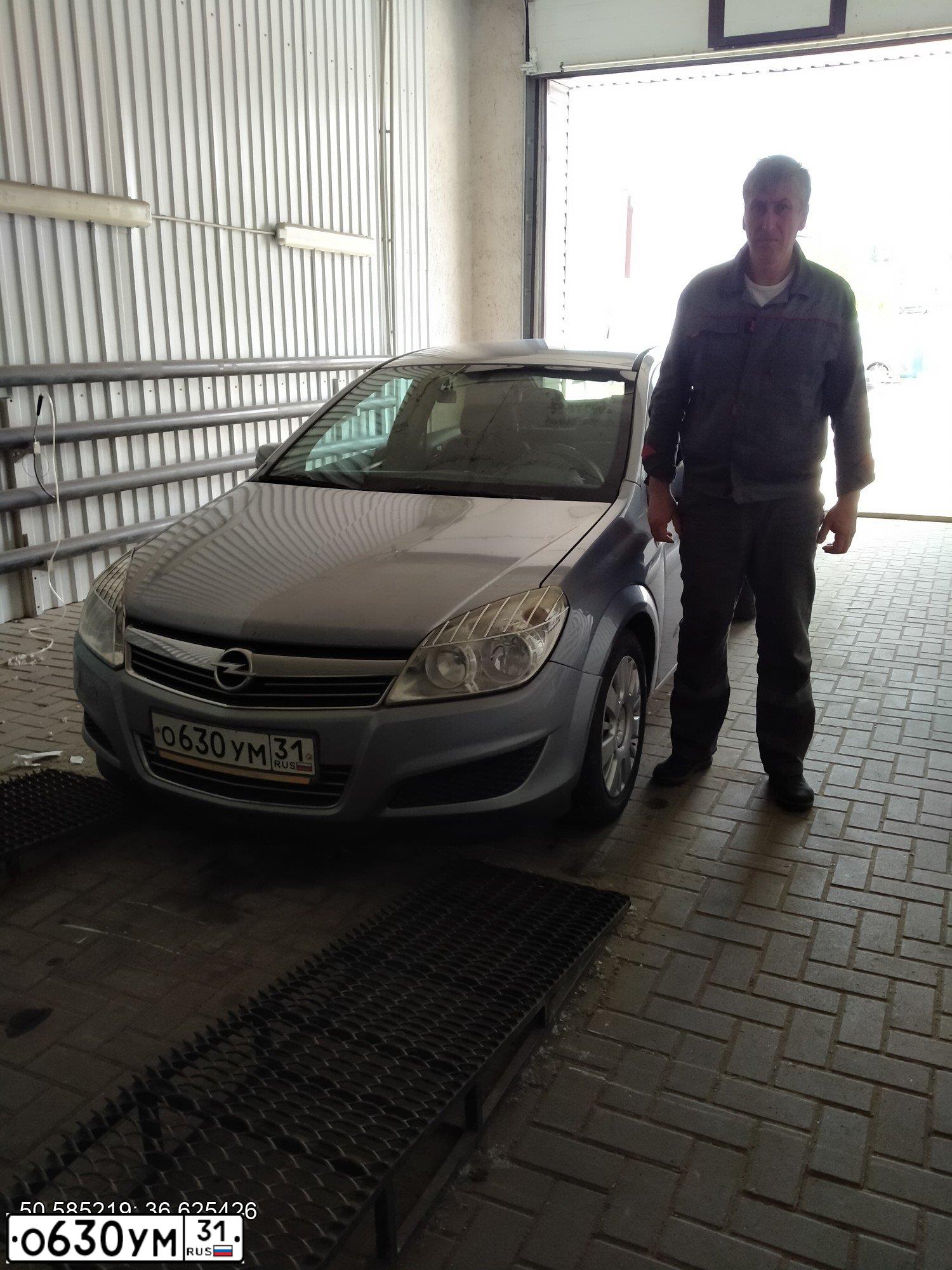 Фото автомобиля OPEL ASTRA, 2007 — госномер О630УМ31. Цвет: СЕРЫЙ