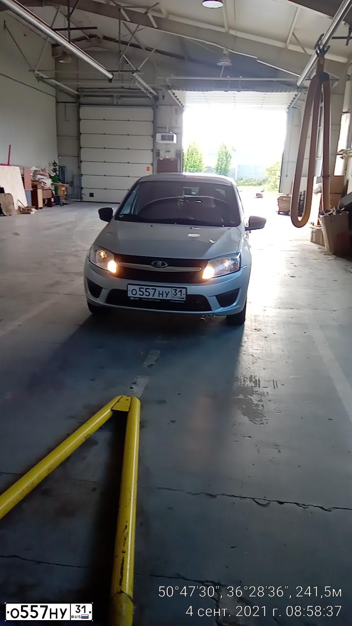 Фото автомобиля LADA 2191 GRANTA, 2017 — госномер О557НУ31. Цвет: СЕРЕБРИСТЫЙ